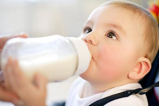 Review top 5 loại sữa non trẻ em chứa hàm lượng dinh dưỡng cao, an toàn cho sự phát triển của trẻ