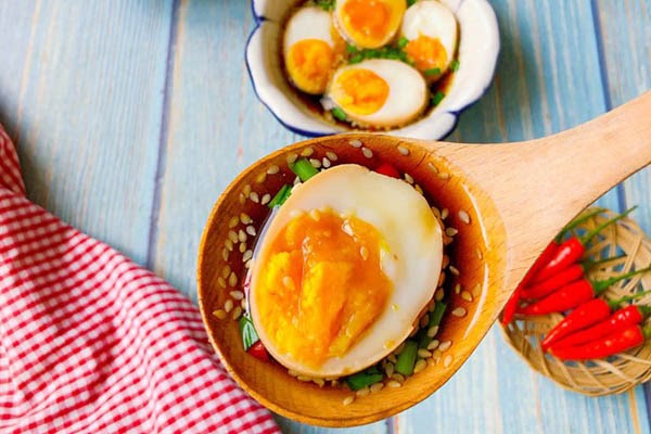 Trứng ngâm tương Hàn Quốc vạn người mê